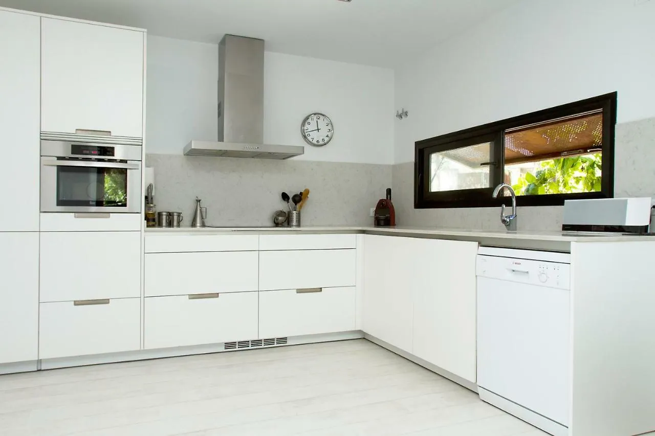 Holiday home Menta House Preciosa Eco-Casa Con Gran Jardin Y Barbacoa Villa Alcover Spain